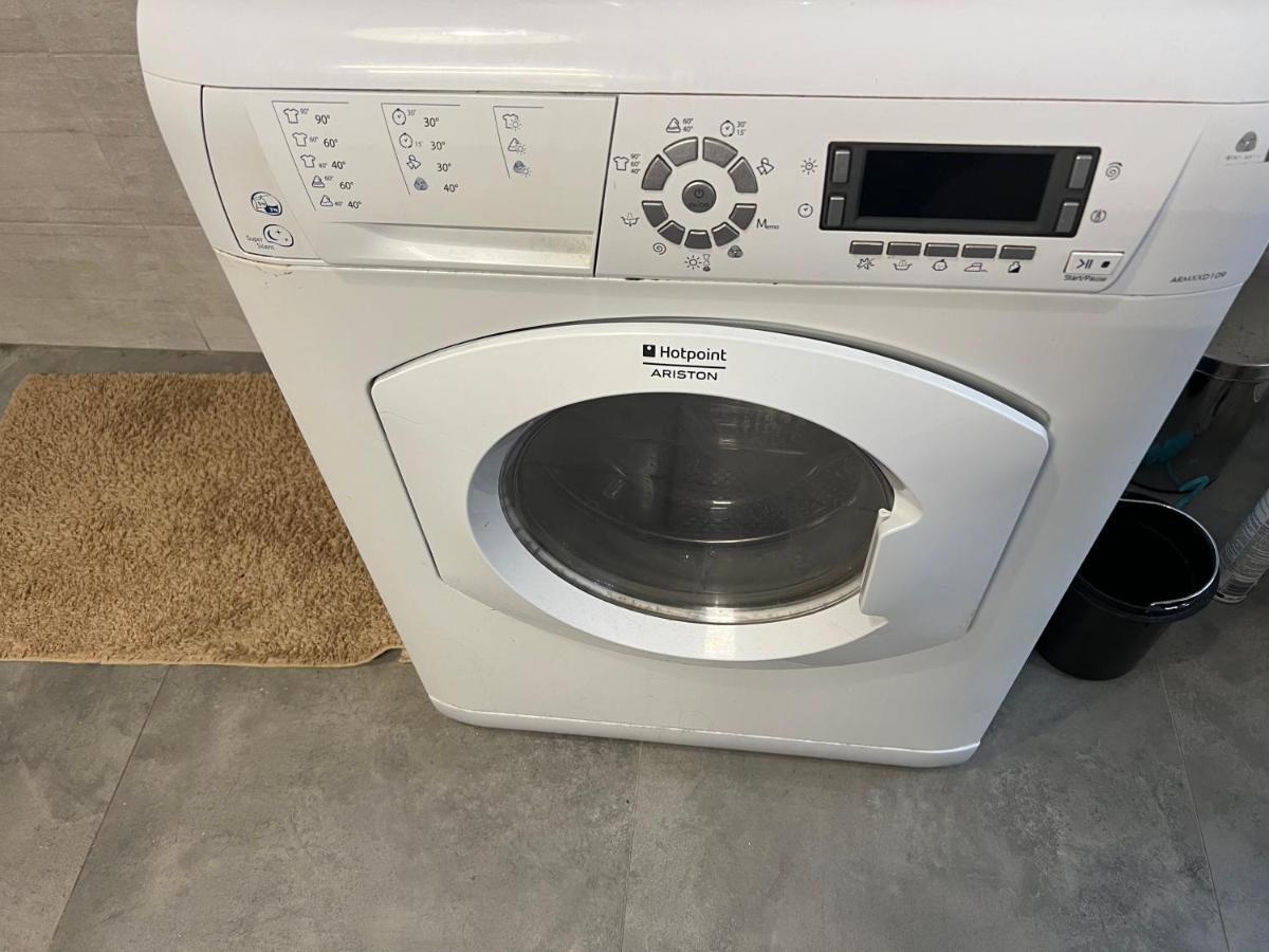 Appartamento Apartament 3 Pokojowy Z Parkingiem Zabkowice Slaskie Esterno foto